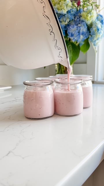 Homemade Strawberry Yogurt